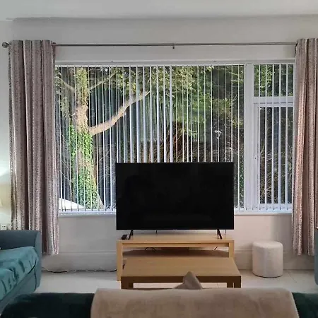 Dom wakacyjny Annie's House With Thermal Health