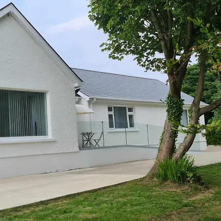 Annie's House With Thermal Health Moville