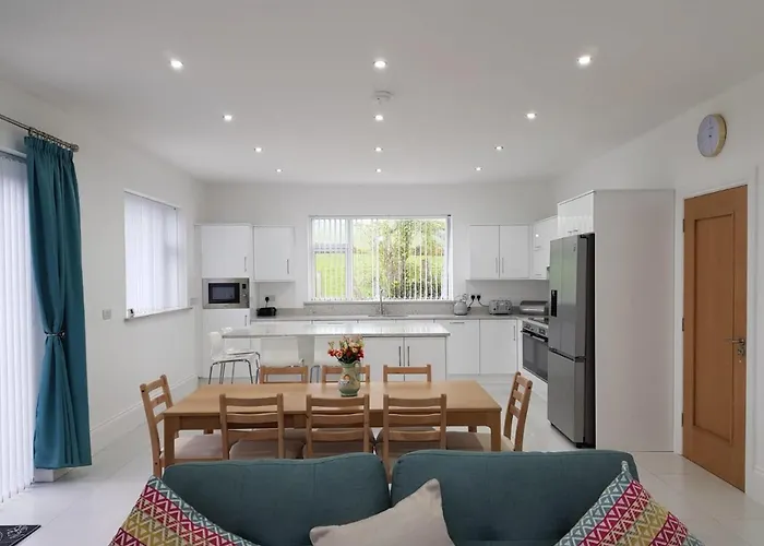 Annie's House With Thermal Health 別荘