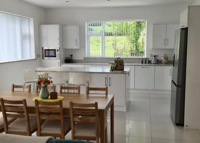 Annie's House With Thermal Health 別荘